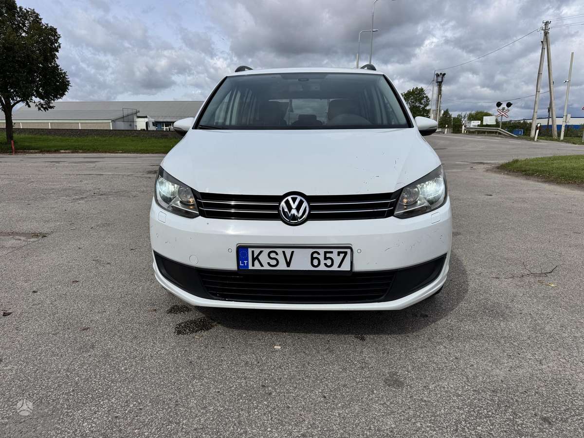Volkswagen Touran - 5