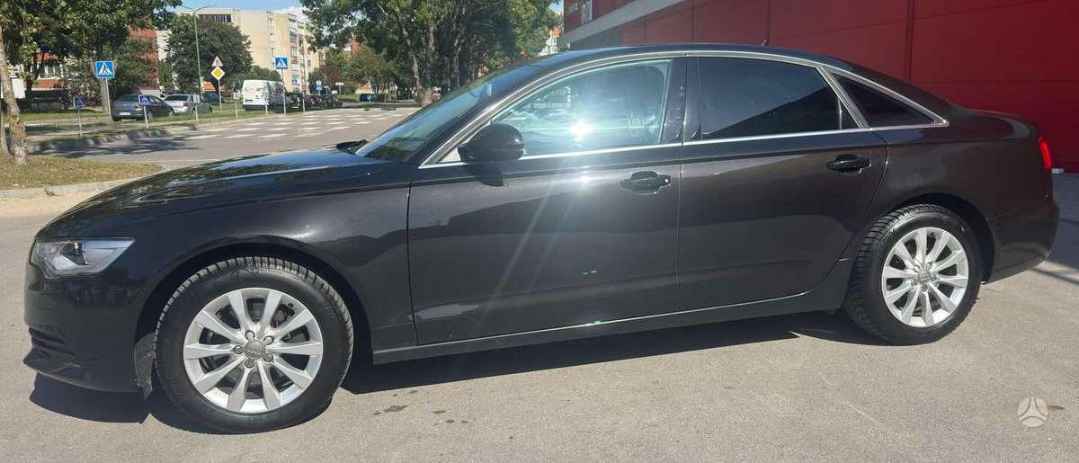 Audi A6, 2.8 l., Седан