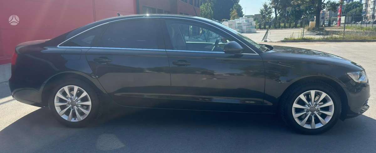 Audi A6, 2.8 l., saloon / sedan