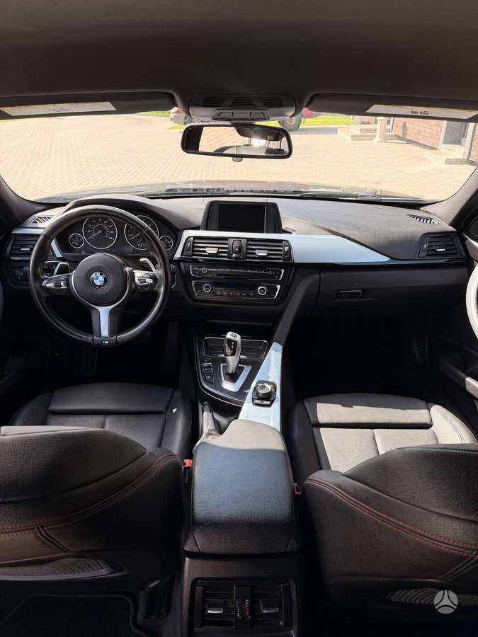 BMW 328, 2.0 l., Седан