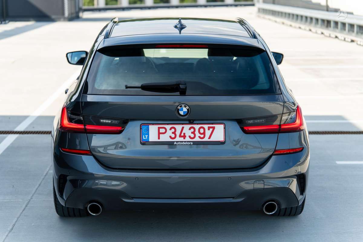BMW 320, 2.0 l., wagon