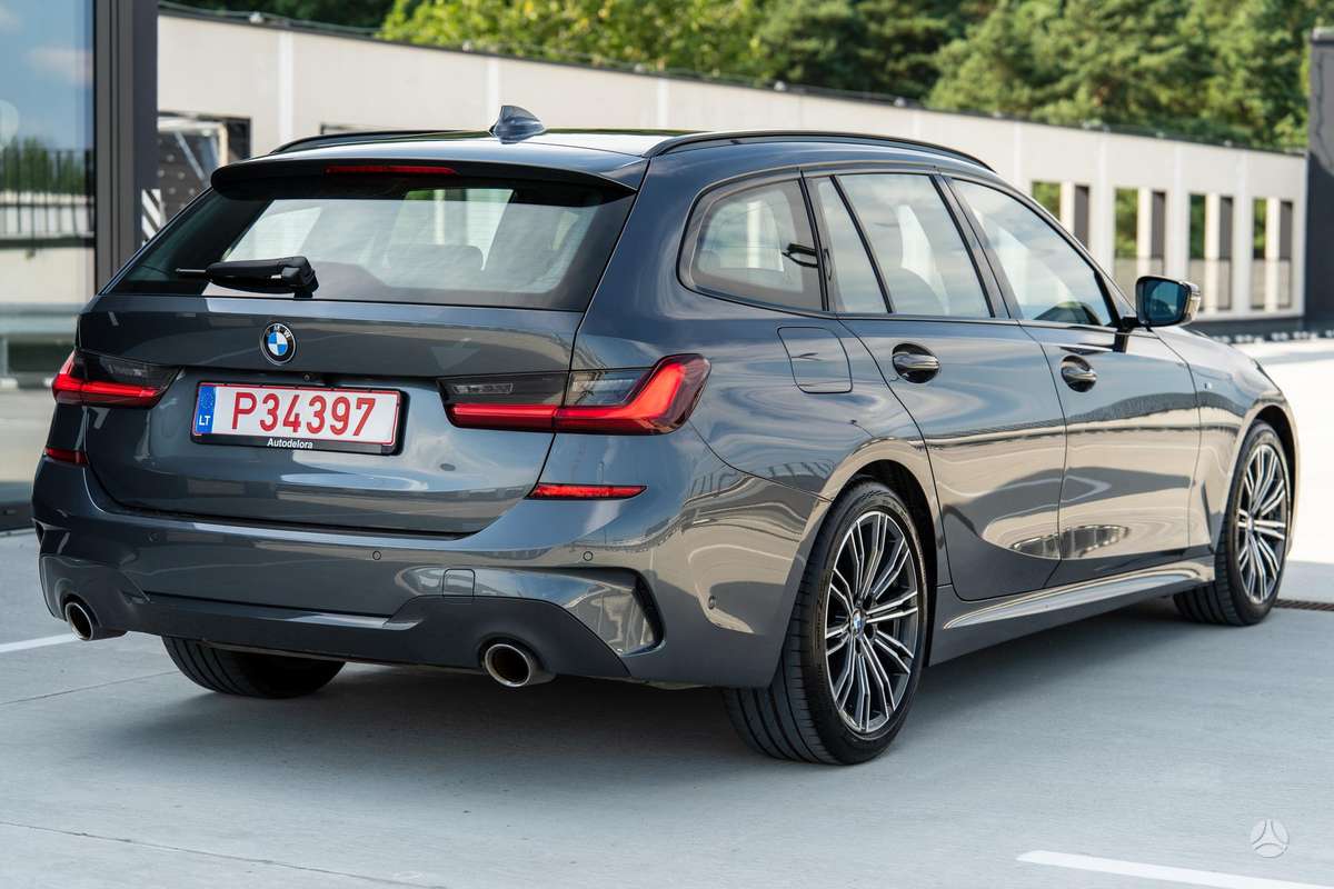 BMW 320, 2.0 l., wagon
