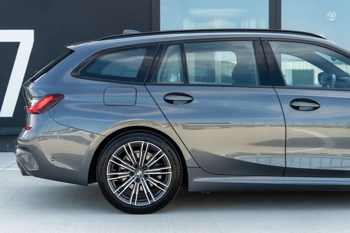 BMW 320, 2.0 l., wagon