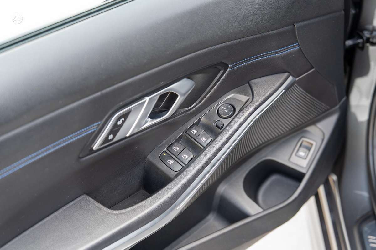 BMW 320, 2.0 l., Универсал