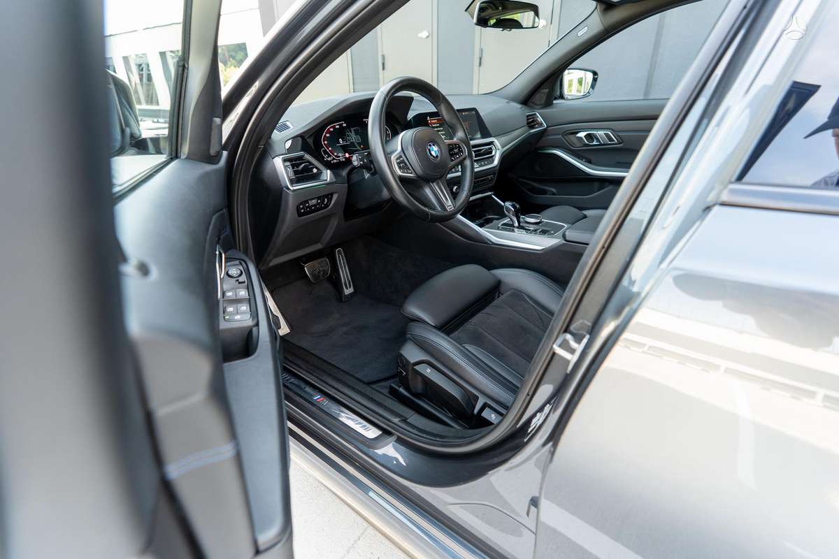 BMW 320, 2.0 l., wagon