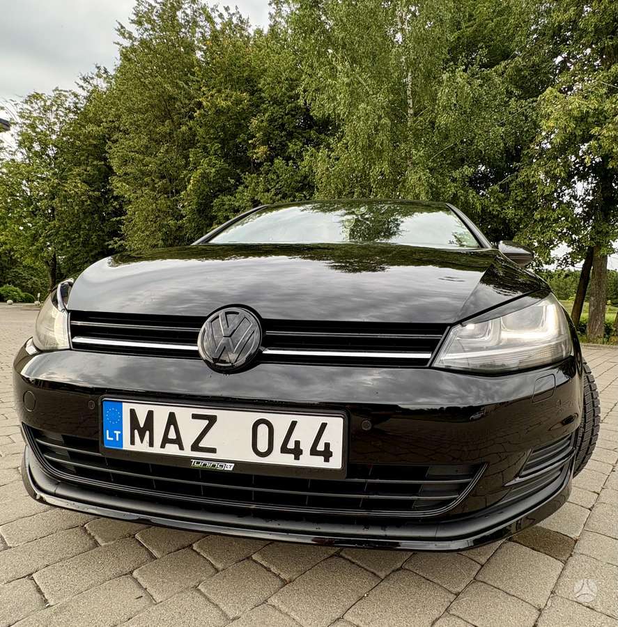 Volkswagen Golf - 11