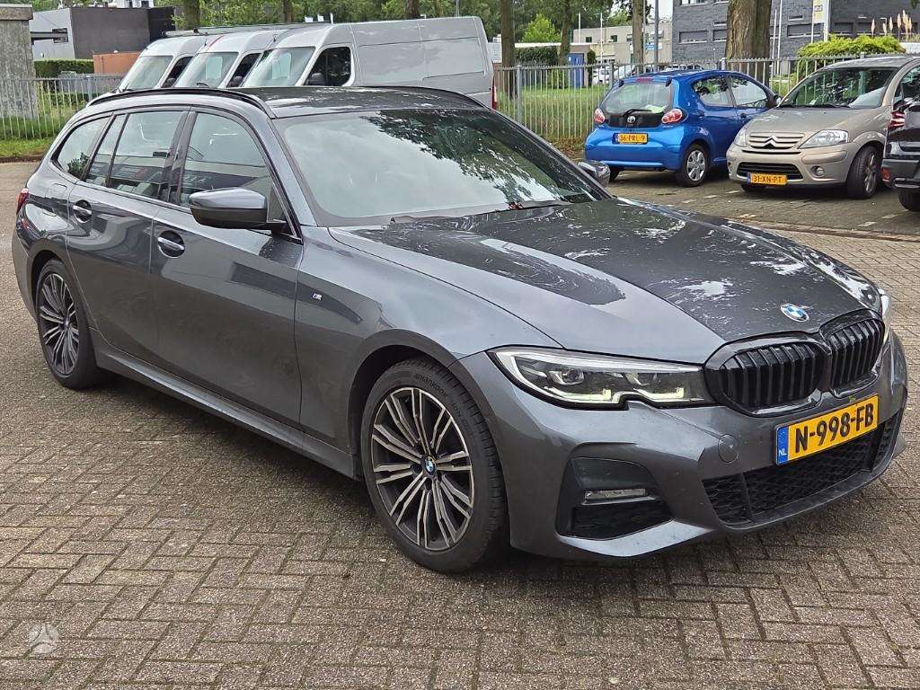 BMW 320, 2.0 l., wagon