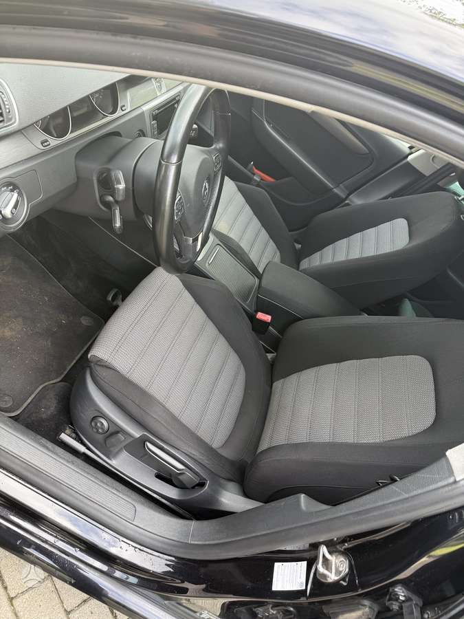 Volkswagen Passat - 10