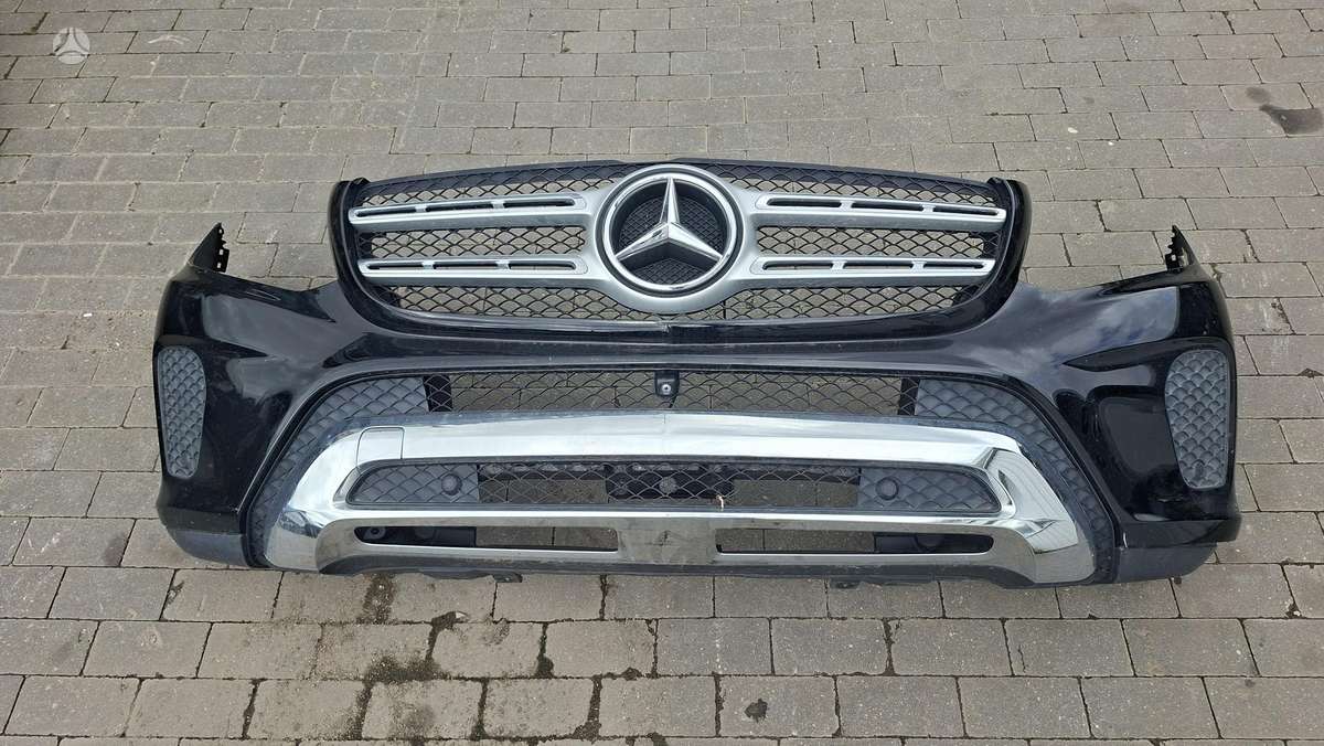 Mercedes-Benz GLS550 dalimis