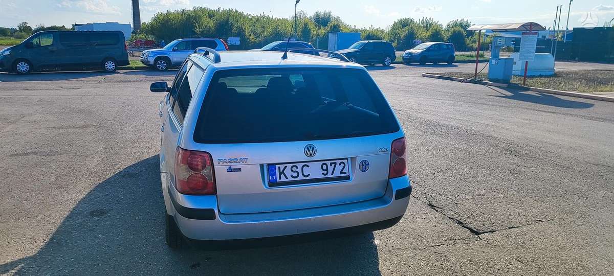 Volkswagen Passat - 3