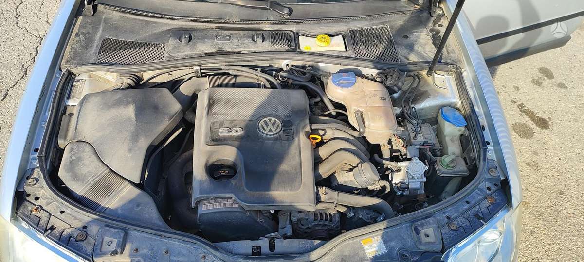 Volkswagen Passat - 5