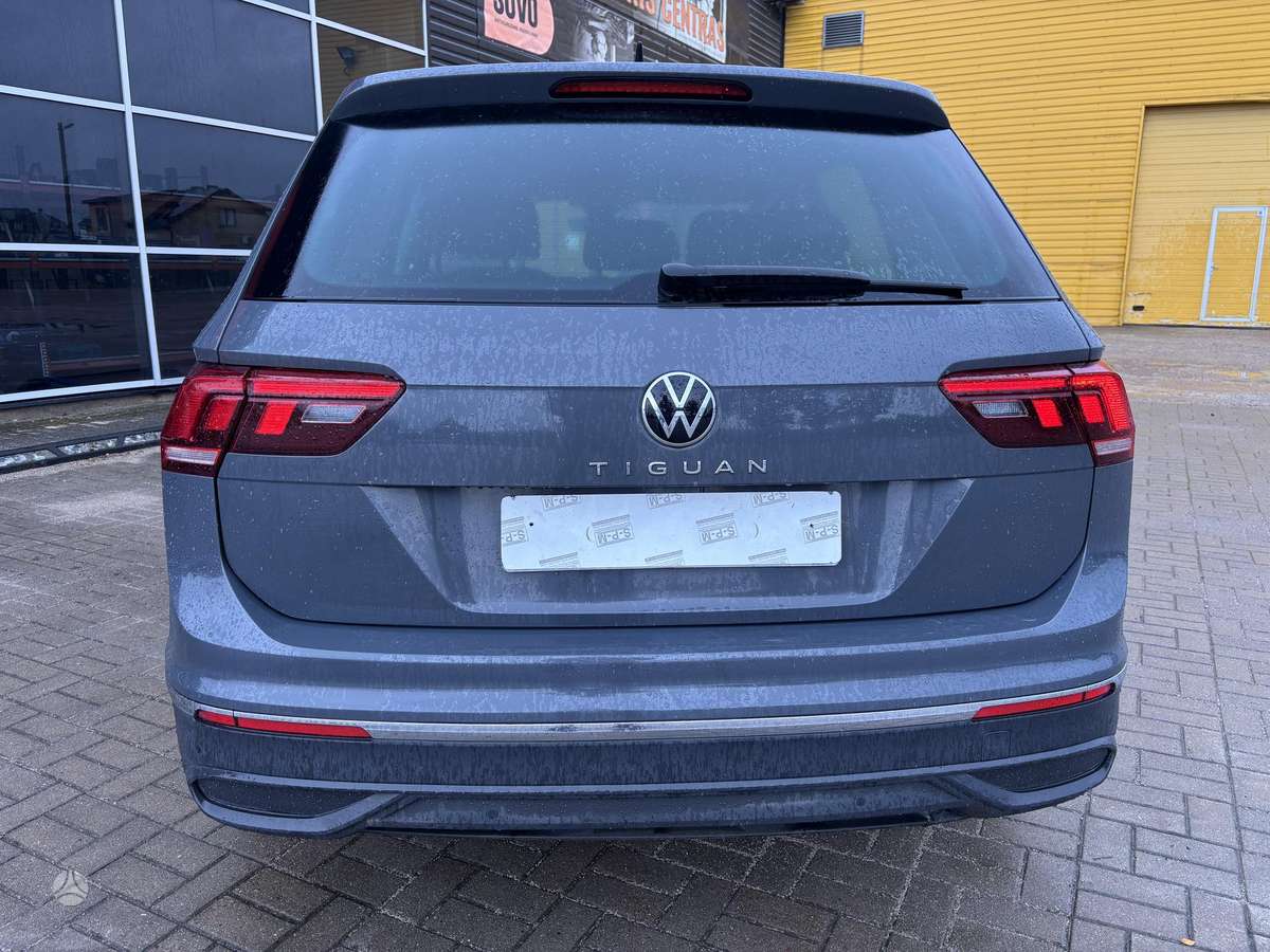 Volkswagen Tiguan - 6