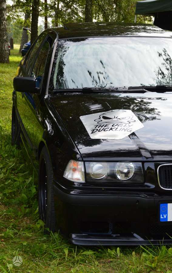 BMW 325, 2.5 l., Седан