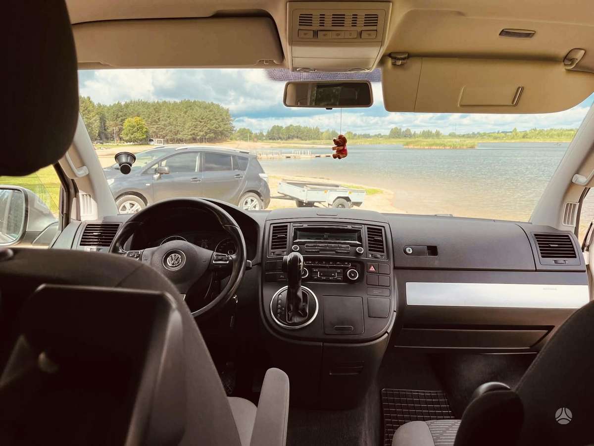 Volkswagen Multivan - 6