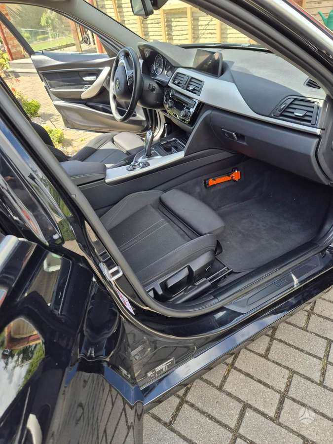 BMW 320, 2.0 l., Универсал