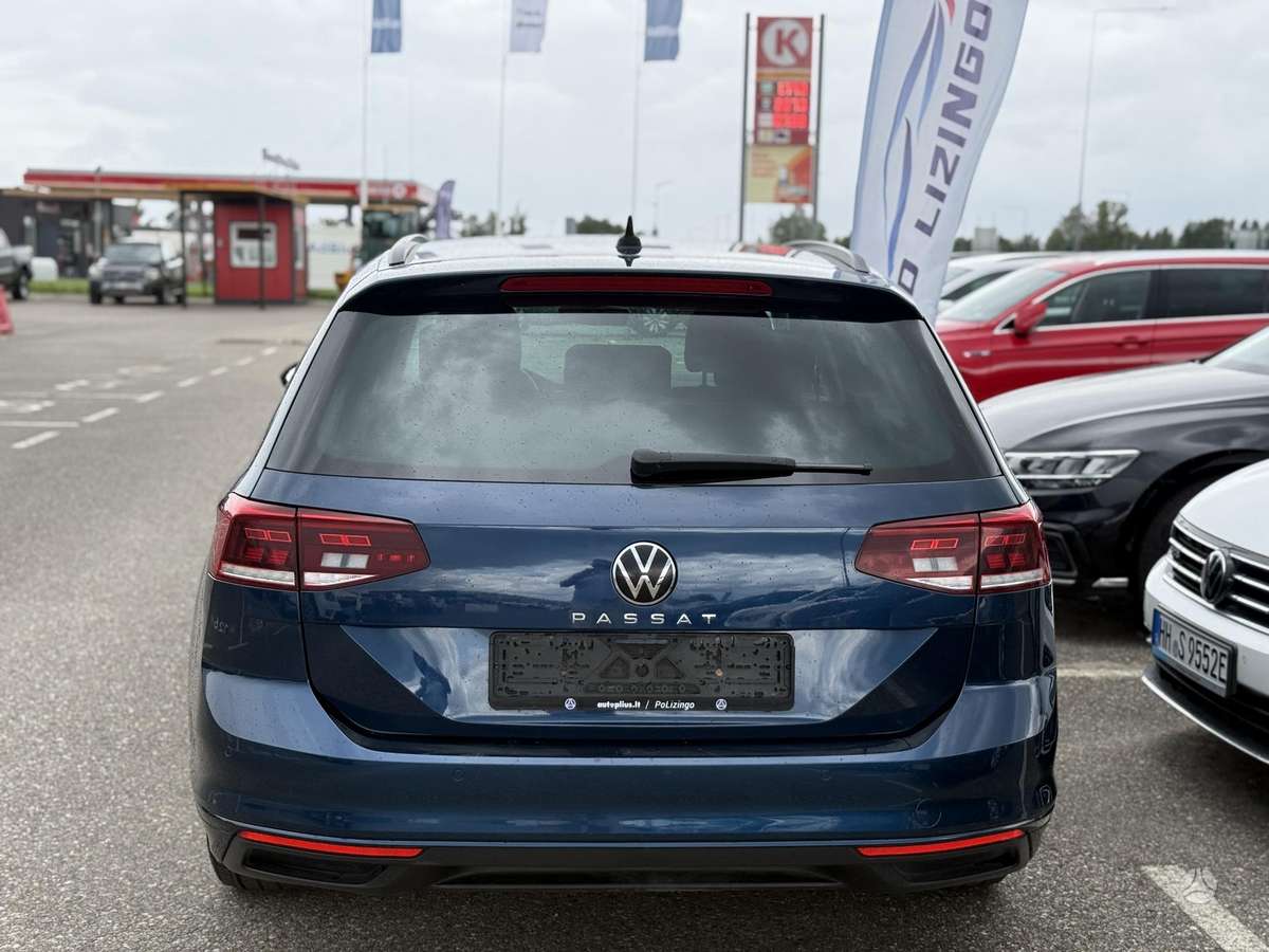 Volkswagen Passat - 10