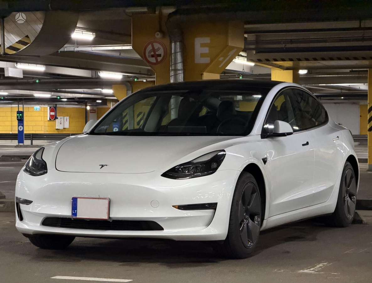 Tesla Model 3, 62 кВт·ч, Седан