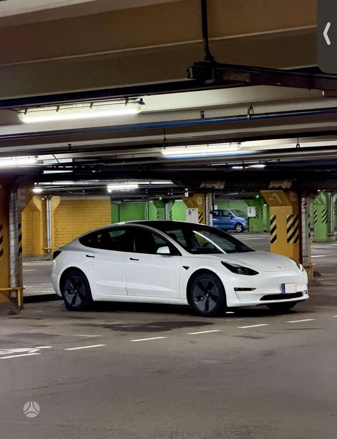 Tesla Model 3, 62 кВт·ч, Седан