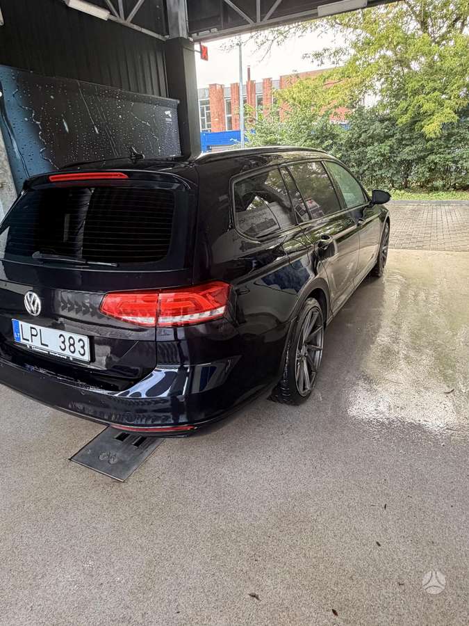Volkswagen Passat - 3