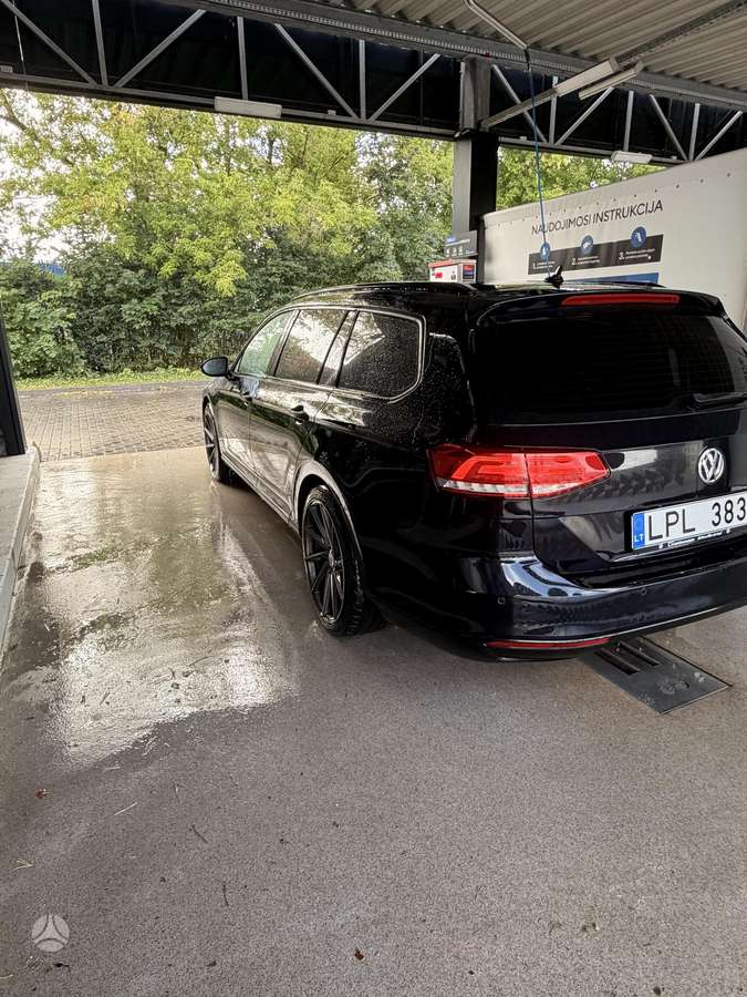 Volkswagen Passat - 5