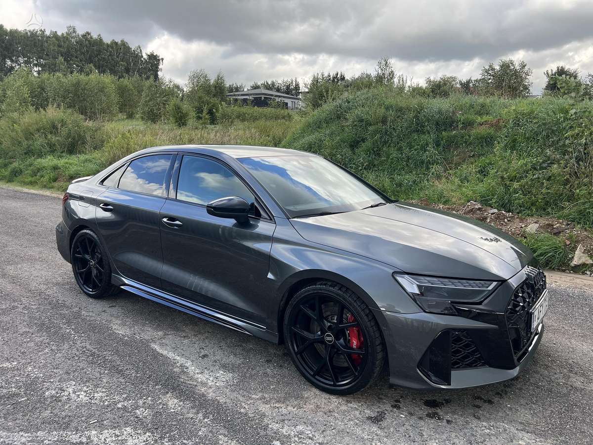 Audi RS 3, 2.5 l., Седан