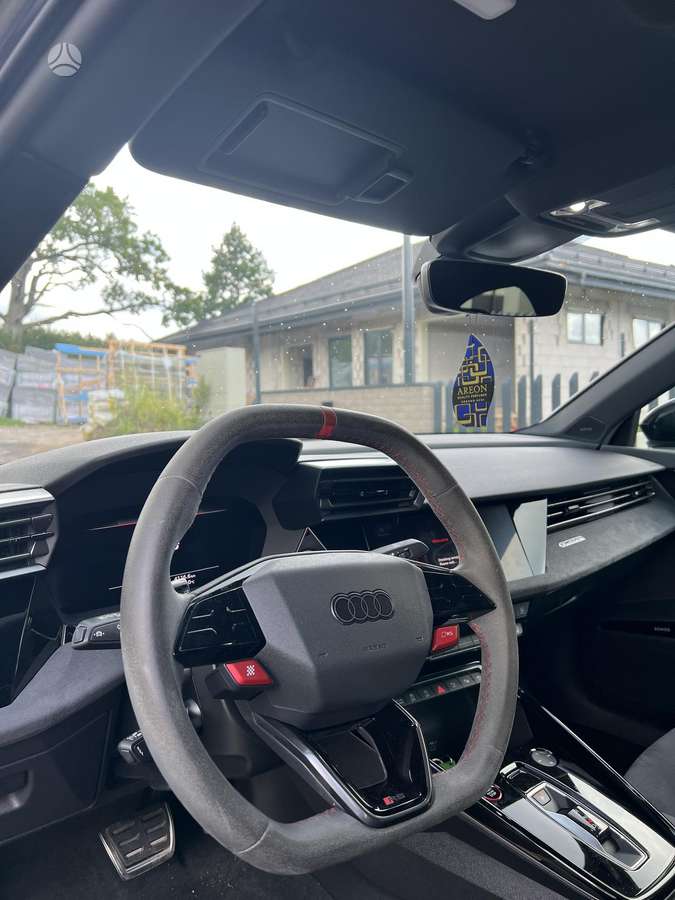 Audi RS 3, 2.5 l., Седан