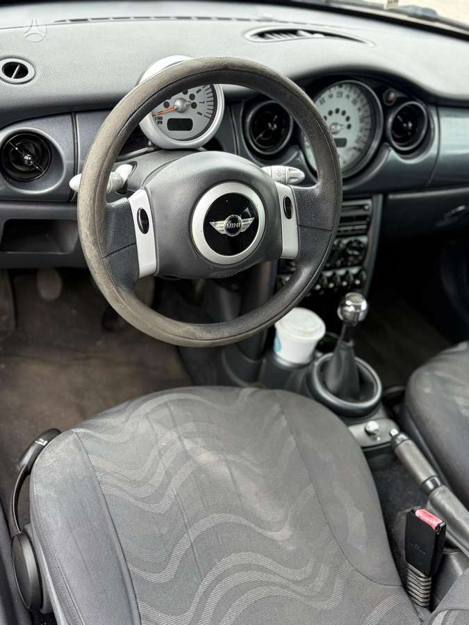 Mini One, 1.6 l., hatchback