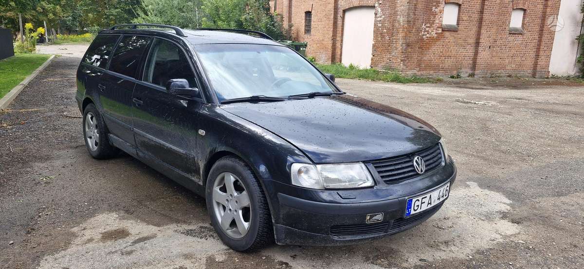 Volkswagen Passat - 2