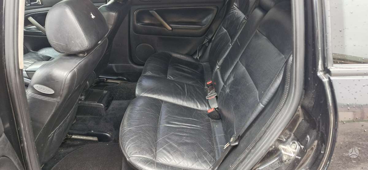 Volkswagen Passat - 7