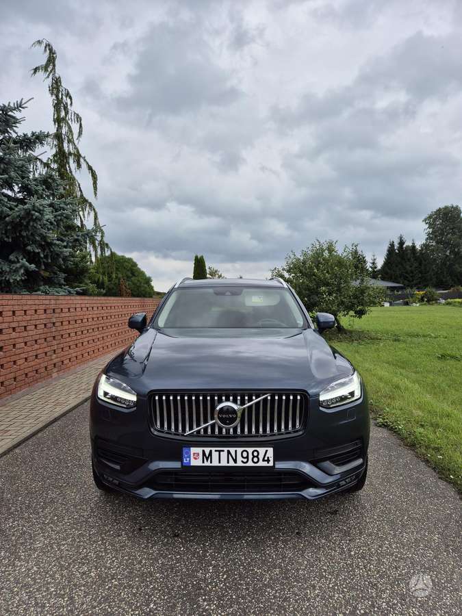 Volvo XC90 - 8