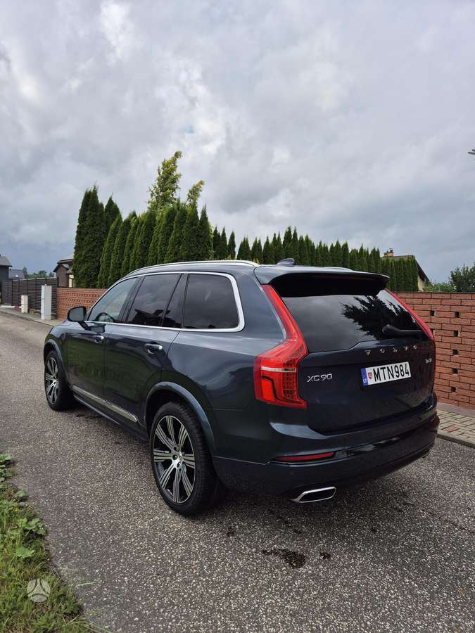 Volvo XC90 - 4