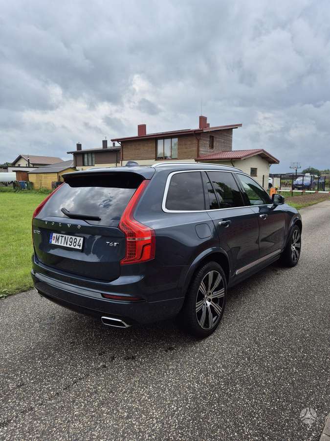 Volvo XC90 - 7