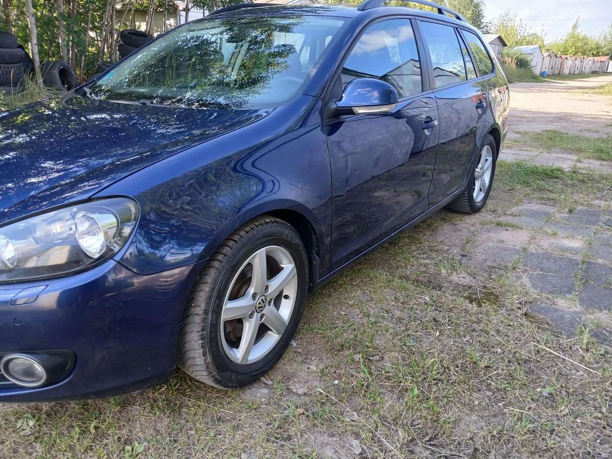 Volkswagen Golf - 7