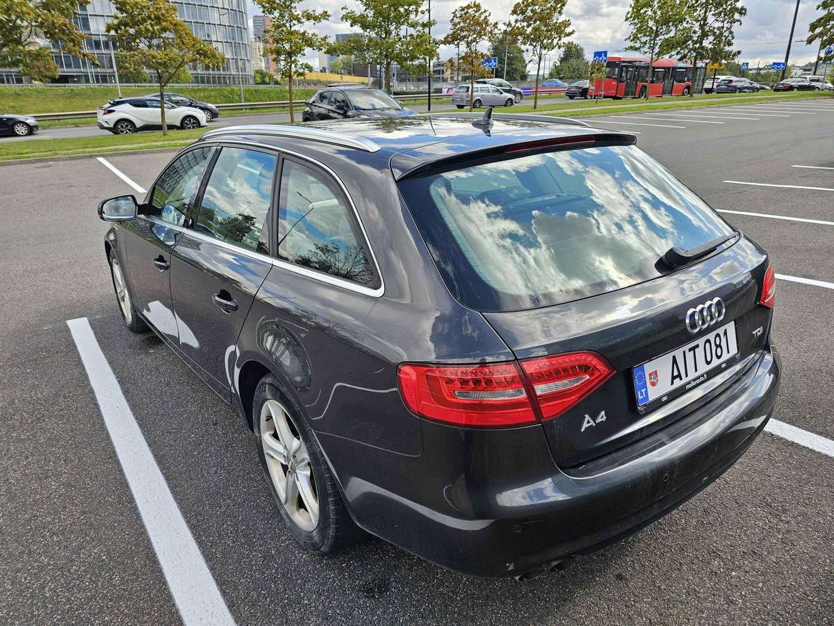 Audi A4, 2.0 l., universalas