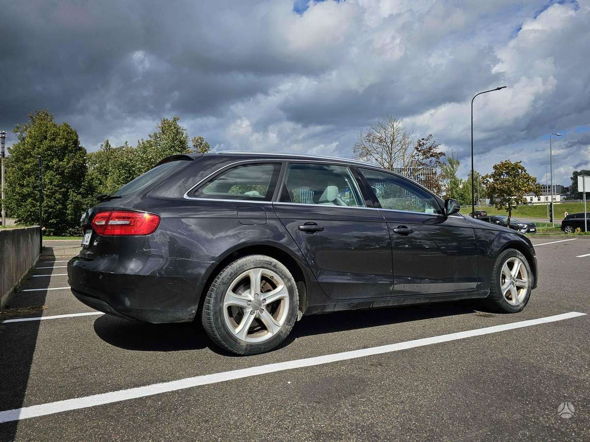 Audi A4, 2.0 l., universalas