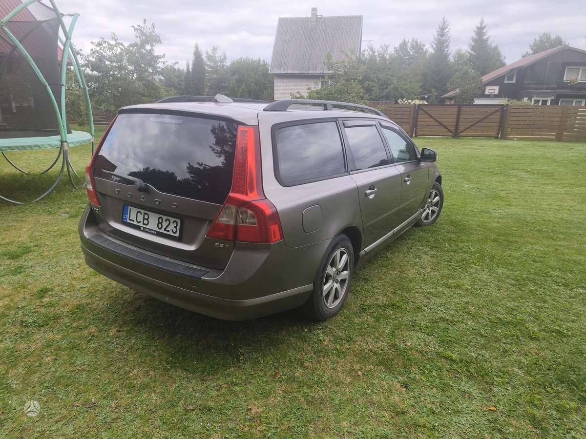 Volvo V70, 2.5 l., Универсал