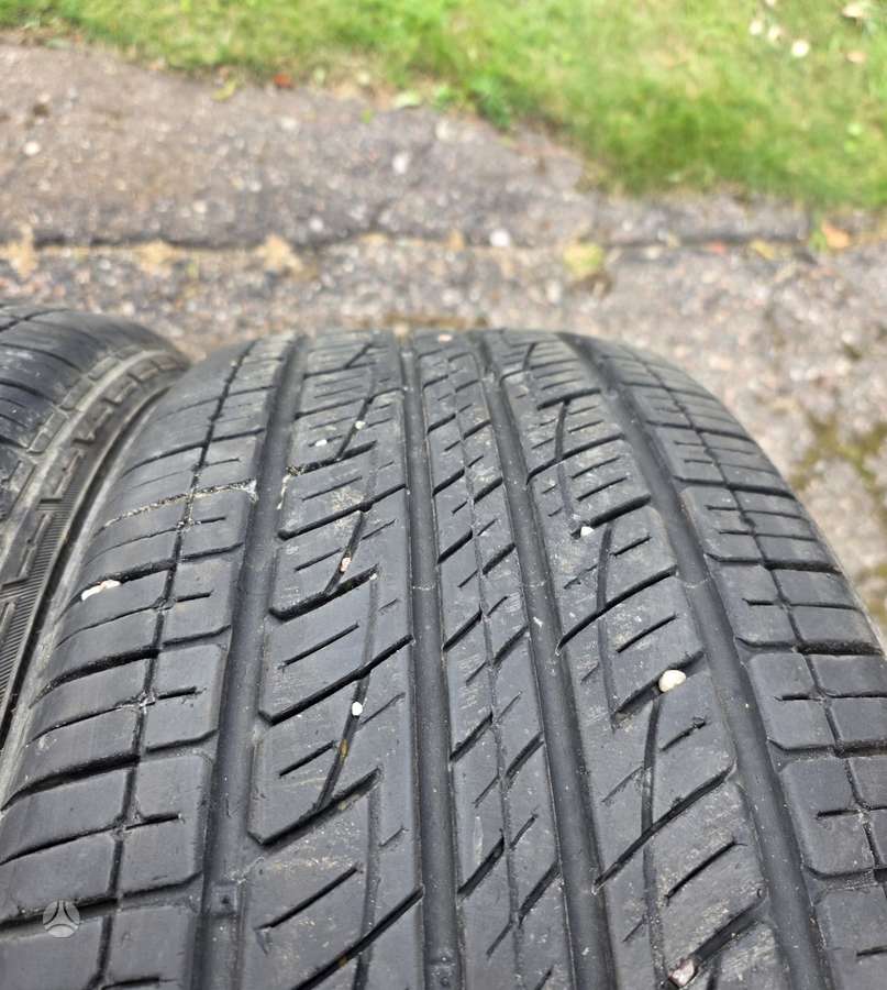Kumho, universalios 245/50 R20