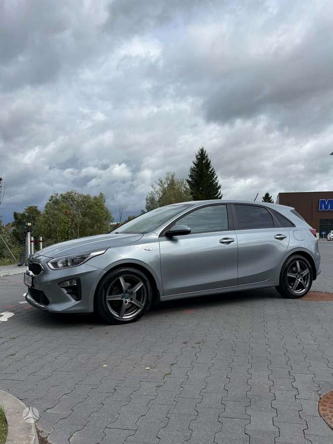 Kia Ceed, 1.6 l., Хэтчбек