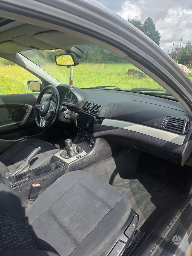 BMW 318, 2.0 l., Хэтчбек