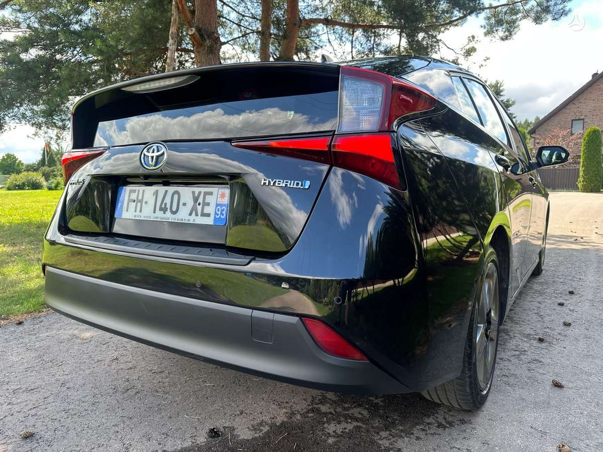 Toyota Prius - 8