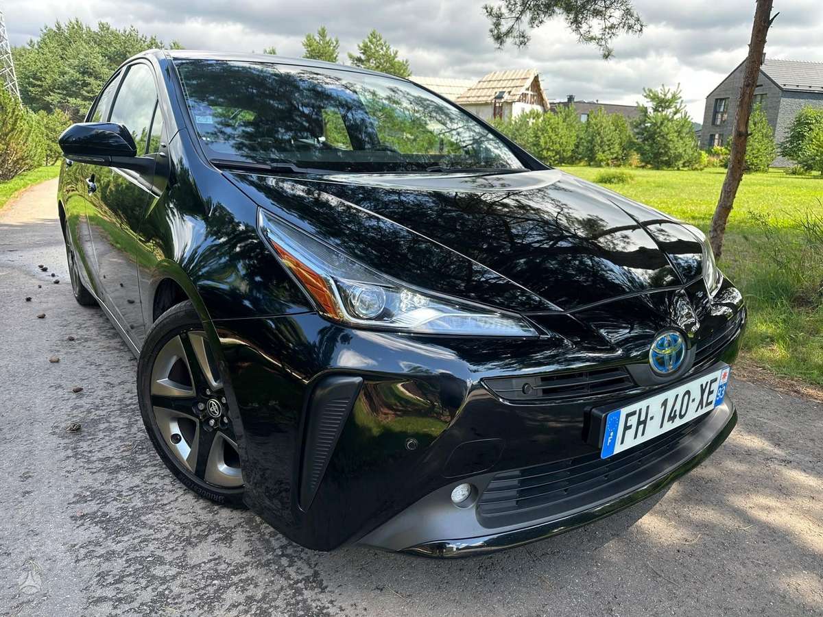Toyota Prius - 12