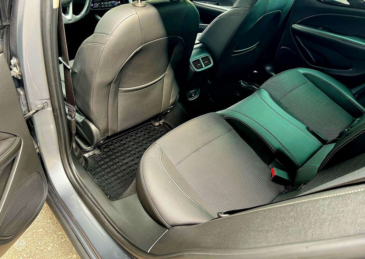 Opel Insignia, 2.0 l., Универсал