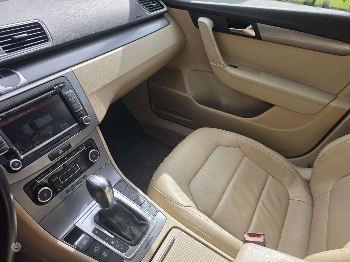 Volkswagen Passat, 2.0 l., Универсал