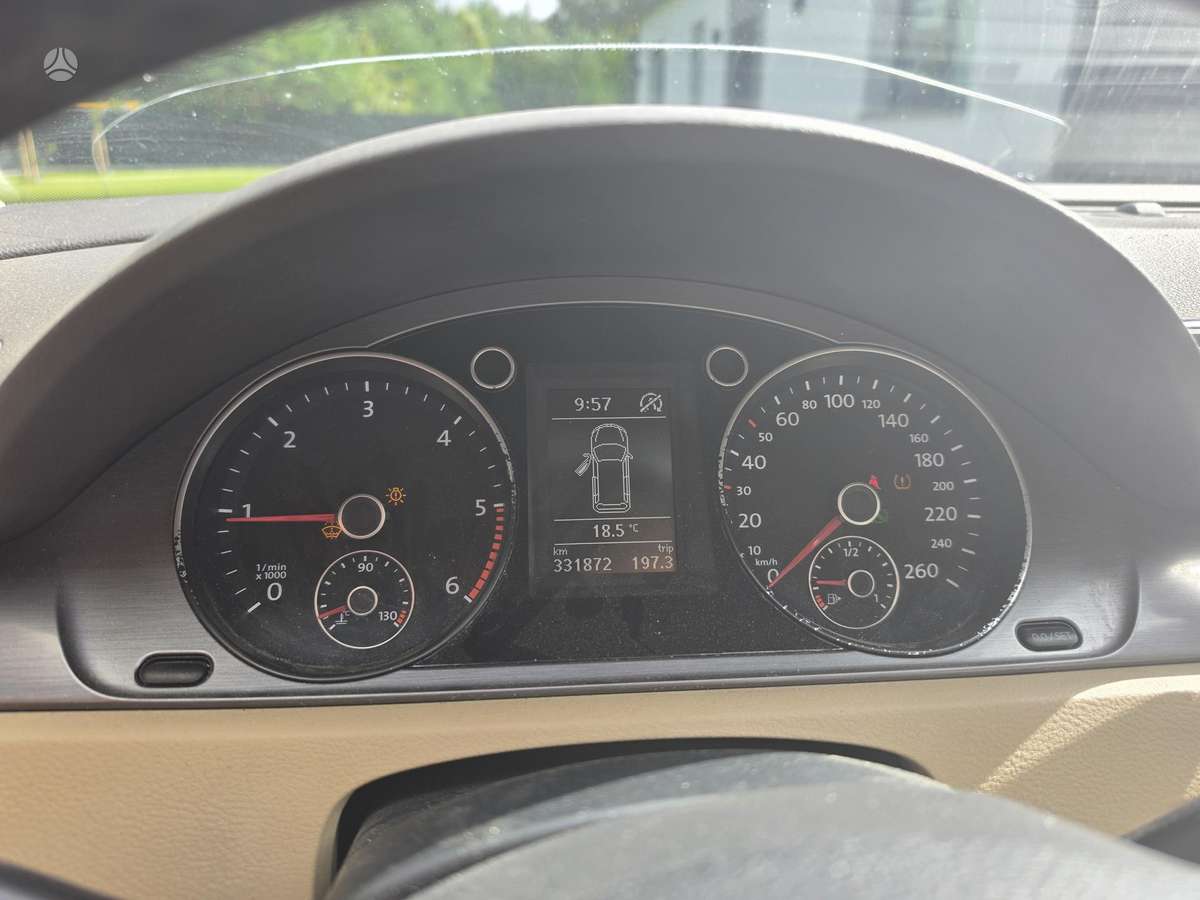 Volkswagen Passat, 2.0 l., Универсал