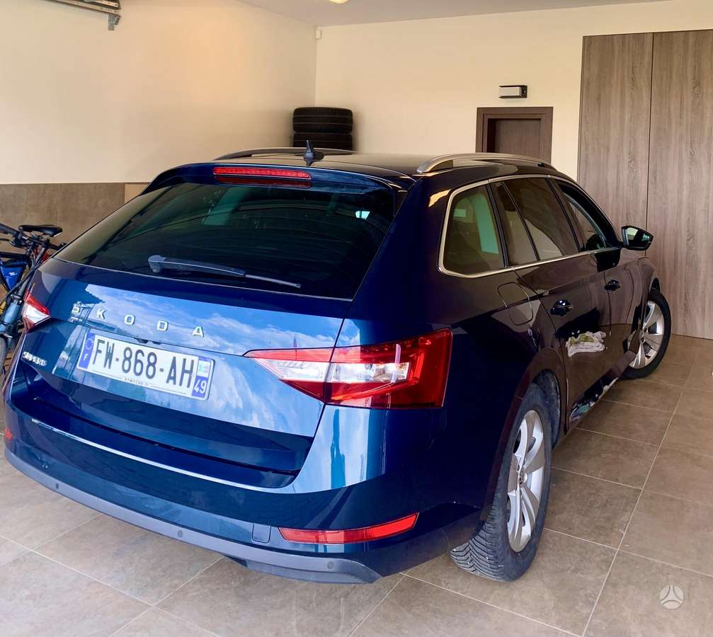 Skoda Superb, 2.0 l., Универсал