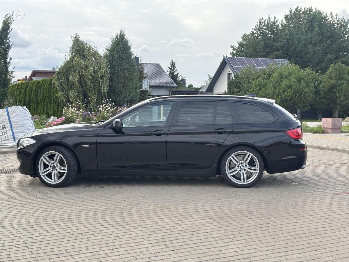 BMW 520, 2.0 l., wagon