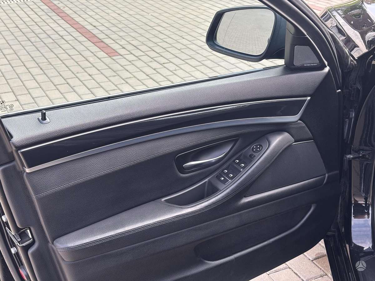 BMW 520, 2.0 l., wagon