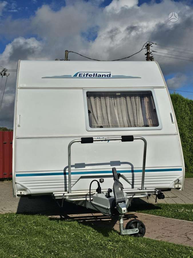 -Kita- KNAUS EIFELLAND E500, caravans
