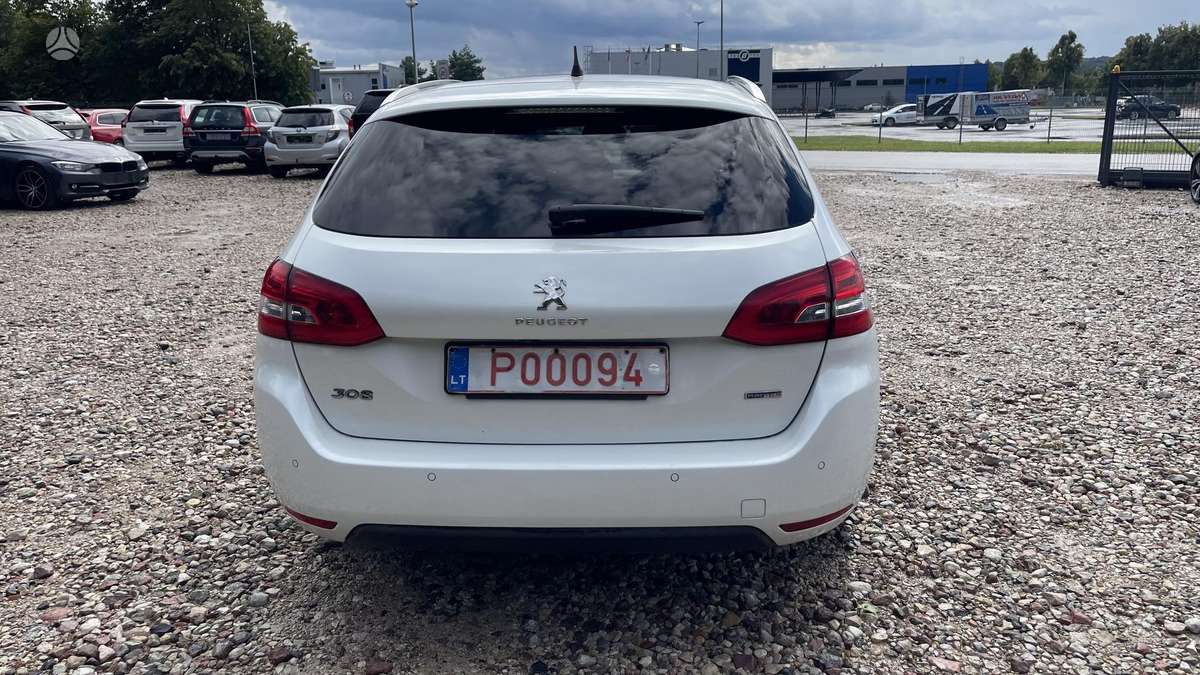 Peugeot 308, 1.2 l., Универсал