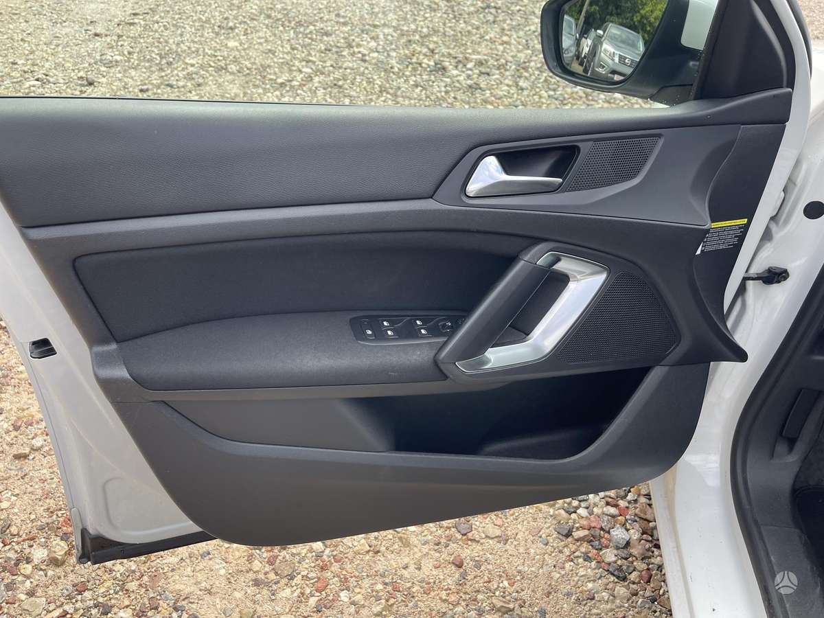 Peugeot 308, 1.2 l., Универсал